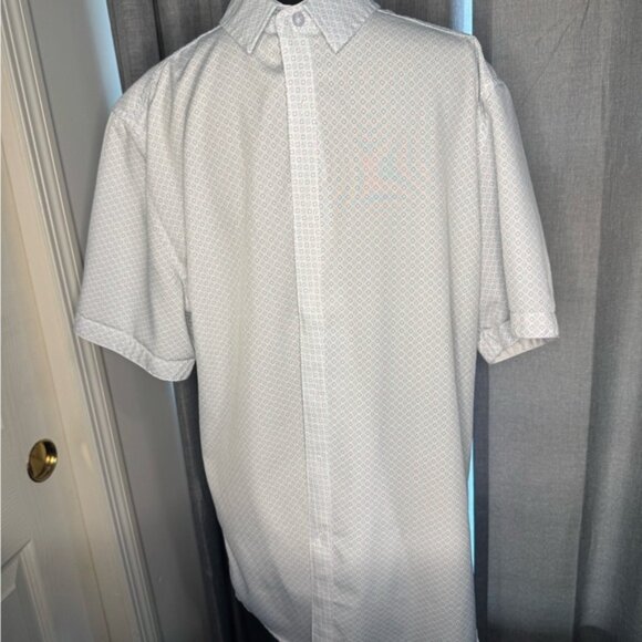 Elegant White Grey and Green Geometric Men's Shirt - Picture 1 of 1